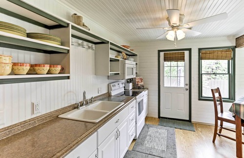 Bolton Landing Cottage | Bolton Landing Cottage: Walk to Lake George!