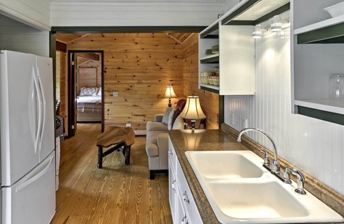 Bolton Landing Cottage | Bolton Landing Cottage: Walk to Lake George!