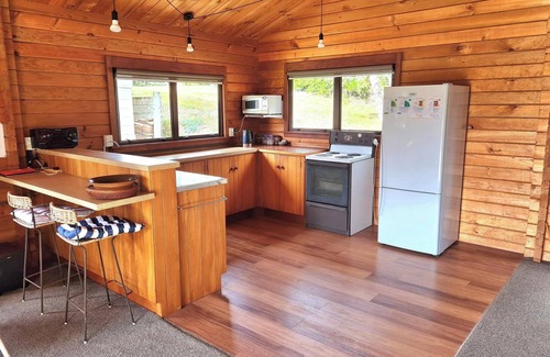 Whangapoua Cottage | Boltons Bach - Whangapoua Bach