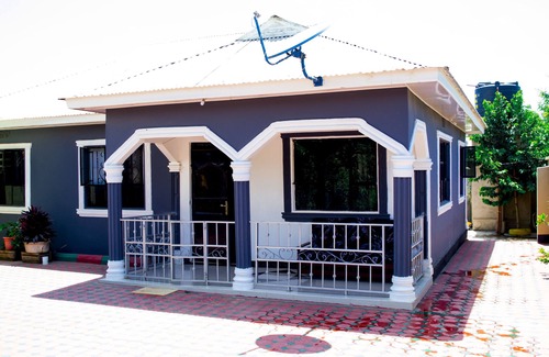 Boma la Ngombe Bed & Breakfast | Bomang'ombe 2 room with breakfast