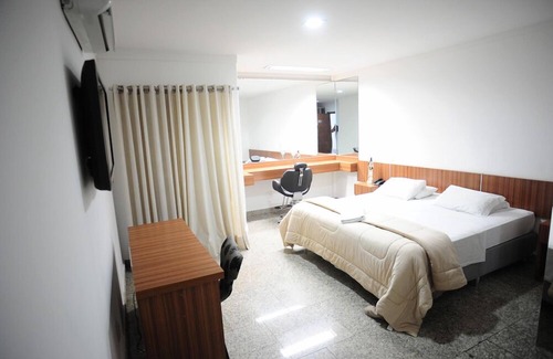 Uberaba Hotel | BOMBONATO HOTEL - Fácil Acesso ao Aeroporto e parque de Exposições ABCZ