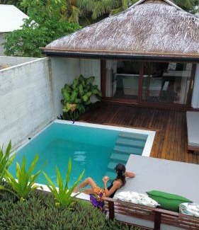 Luganville Villa | Bombua Beach House