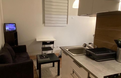 Teilhard Apartment | Boms Appart