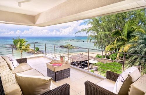 Pointe aux Biches Apartment | Bon Azur Beachfront Suites & Penthouses with LOV