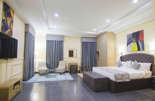 Orozo Hotel | BON Hotel Asokoro Residence – Wake Up to the Hills of Asokoro.