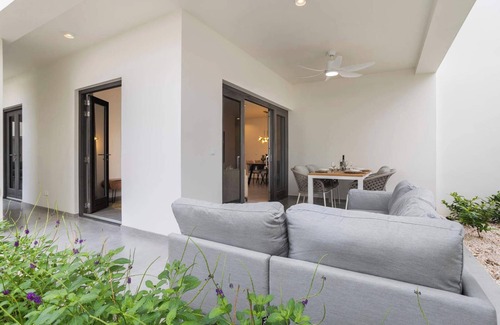 Playa Apartment | Bonaire Beach Apartment 3 with communal pool and diving facilities