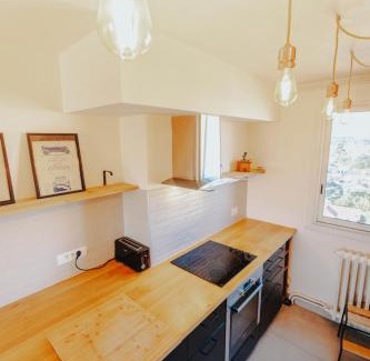 Toulouse East Apartment | BonAltitude - T3Bis - Sérénité, vue sur Pyrénées