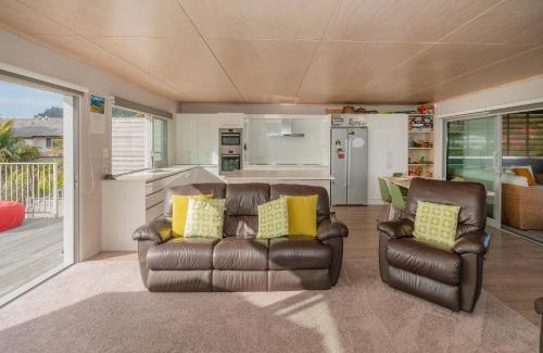 Pauanui House | Bonanza Beauty - Pauanui Holiday Home