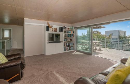 Pauanui House | Bonanza Beauty - Pauanui Holiday Home