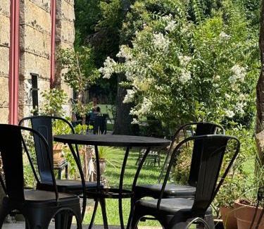 Salisbury Hotel | Bonaparte Castle