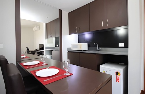 Setor Hoteleiro Sul Apartment | BonaparteHotel/Gigante/Sala/Quarto/CamareiraDiary