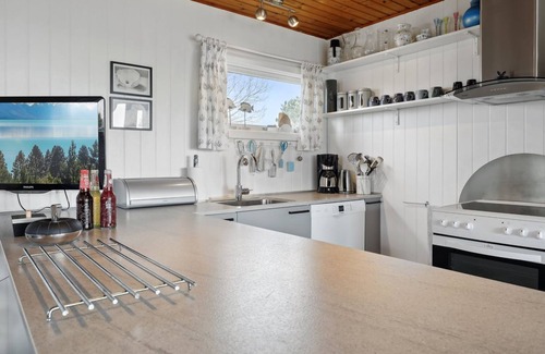 Boderne House | "Bondi" - 150m from the sea by Interhome