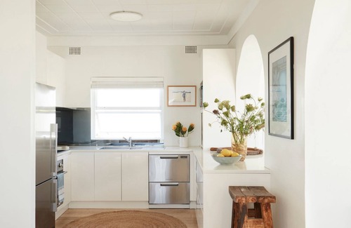 Bondi Beach Apartment | Bondi Beachfront - arguably the best view in Bondi!