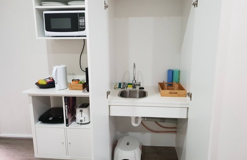 North Bondi Apartment | Bondi Relaxation Retreat, The Cute Place To Put Up Your Feet