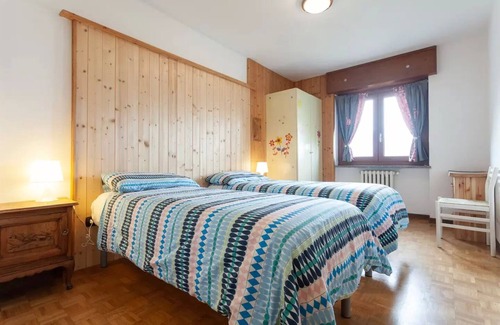 Charvensod Apartment | Bondine Apartments Holiday House in Valle d'Aosta app 2
