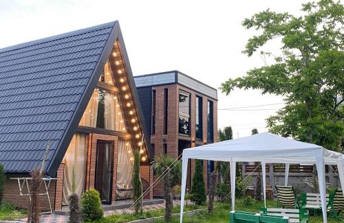 Kobuleti Villa | Bondo'S Cottage