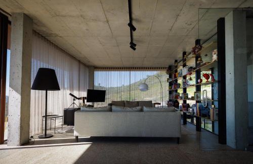 Alijo Cabin | BONELLI HOUSE