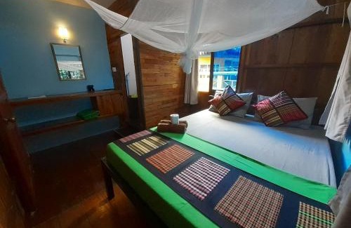 Koh Rong Sanloem House | Bong's Guesthouse M'Pai Bay