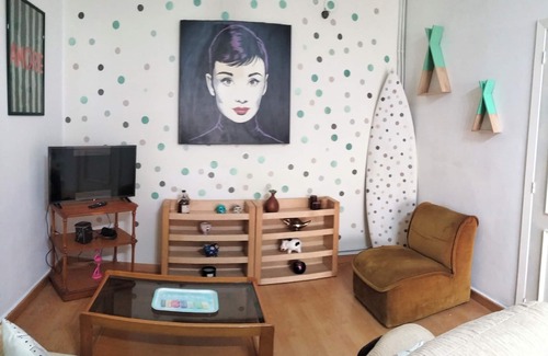Ourense Condo | Bonhome Flat