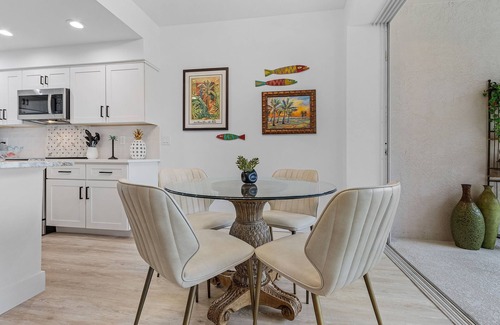 Bonita Bay Condo | Bonita Bay Condo, 2/2 With a Den, Gorgeous Condo!