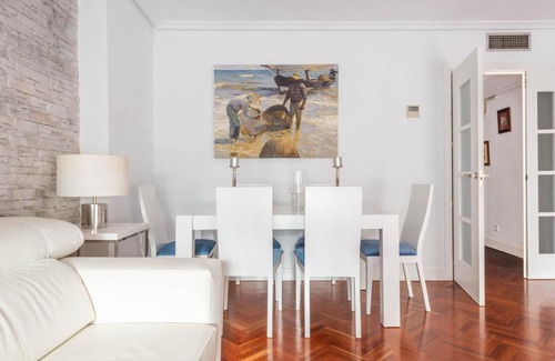 Villaviciosa de Odon House | Bonita habitación con balcón