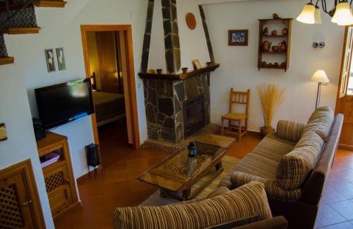 Nechite House | Bonita Haus Mit Pool