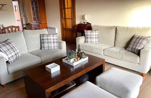 Enveitg Apartment | Bonita planta baja con vistas panorámicas y piscina