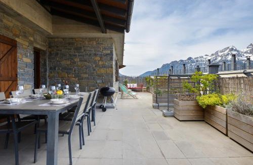 Panticosa Ski Chalet | Bonita stay B PazCasa grande, Piscina, BBQ,Fibra