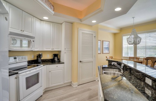 Bonita Shores Condo | Bonita Village #1304 - Living the Dream!