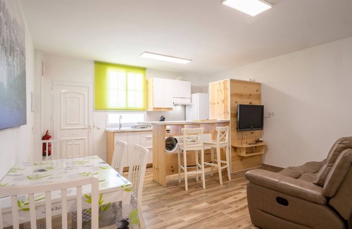 Las Arenas Apartment | Bonito apartamento a 100 m de la playa