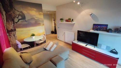 Bourg-Madame Apartment | Bonito apartamento con gran jardín
