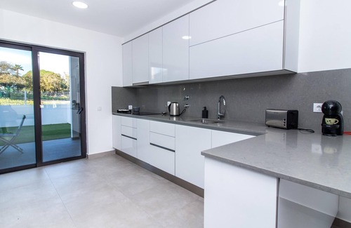 Pera Villa | Bonjour House | Sea View & Pool and Garden & BBQ