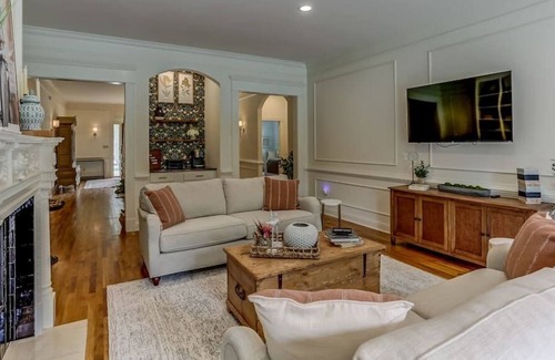 Nesbit House | Bonne Terre Inn Cypress Room