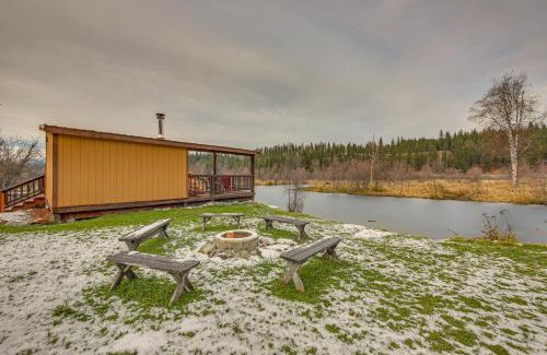 Bonners Ferry House | Bonners Ferry Cabin with Wraparound Deck and Views!