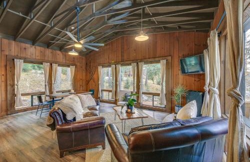 Bonners Ferry House | Bonners Ferry Cabin with Wraparound Deck and Views!