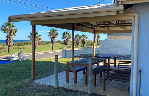 Horrocks House | Bonnie Doon Beach Shack
