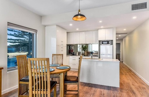 Rivoli Bay Apartment | Bonnies of Beachport
