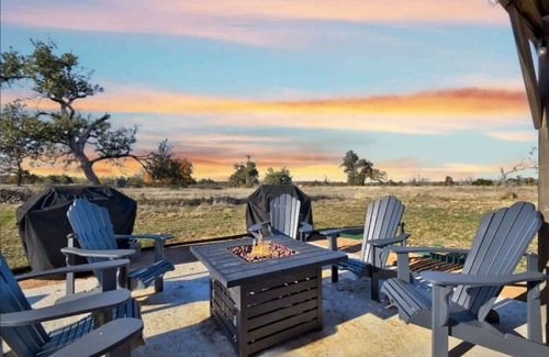 Fredericksburg House | Bonny Bluebonnets Cottage w/Stunning Hill Country