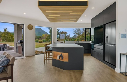 Taupo House | Bonshaw Estate - Taupo