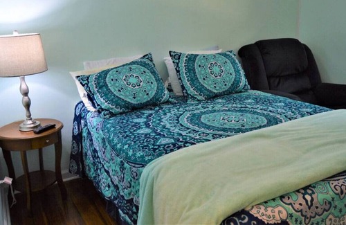 Leasburg House | Boo's Nest on Hyco Lake - Less than 5 min from the marina!