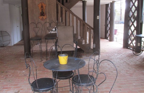 Collinsville House | Boocoodles Bed & Breakfast, Collinsville, MS 39325