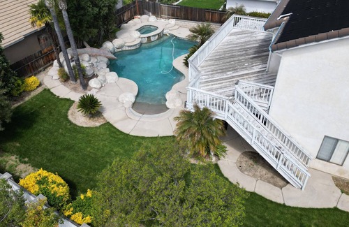 Temecula House | Book a Room in Beautiful Victorian Colonial Style Home w/ private backyard oasis