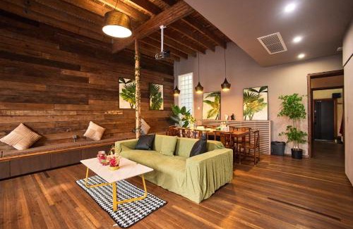 Jing'an Apartment | Book and Bed-Jingan Temple