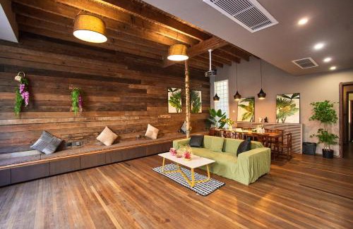 Jing'an Apartment | Book and Bed-Jingan Temple