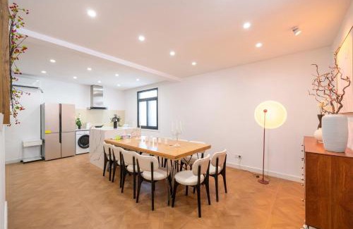 Xuhui Apartment | Book and Bed - Xujiahui