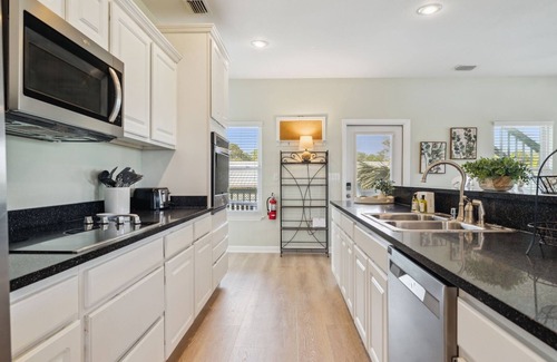 Indian Pass House | Book for Fall! Private Pool! Fenced Yard! Porches with Gulf Views! Shuffleboard!