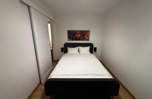 Targoviste Apartment | Book Me Now Apartments