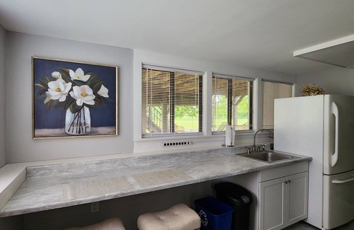 New Paltz House | Book newly renovated entire first level. Quiet country cottage.