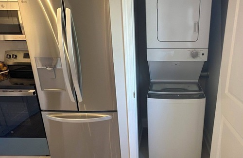 Athens House | Book Now! 20% of October 2025 Check-In. Newly Renovated, King Beds, Coffee Bar