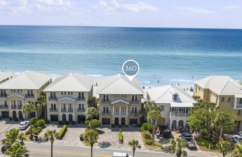 Delos House | Book Now for a Fall Stay! Frangista Beach! Private Pool! 5 Adult Bikes!